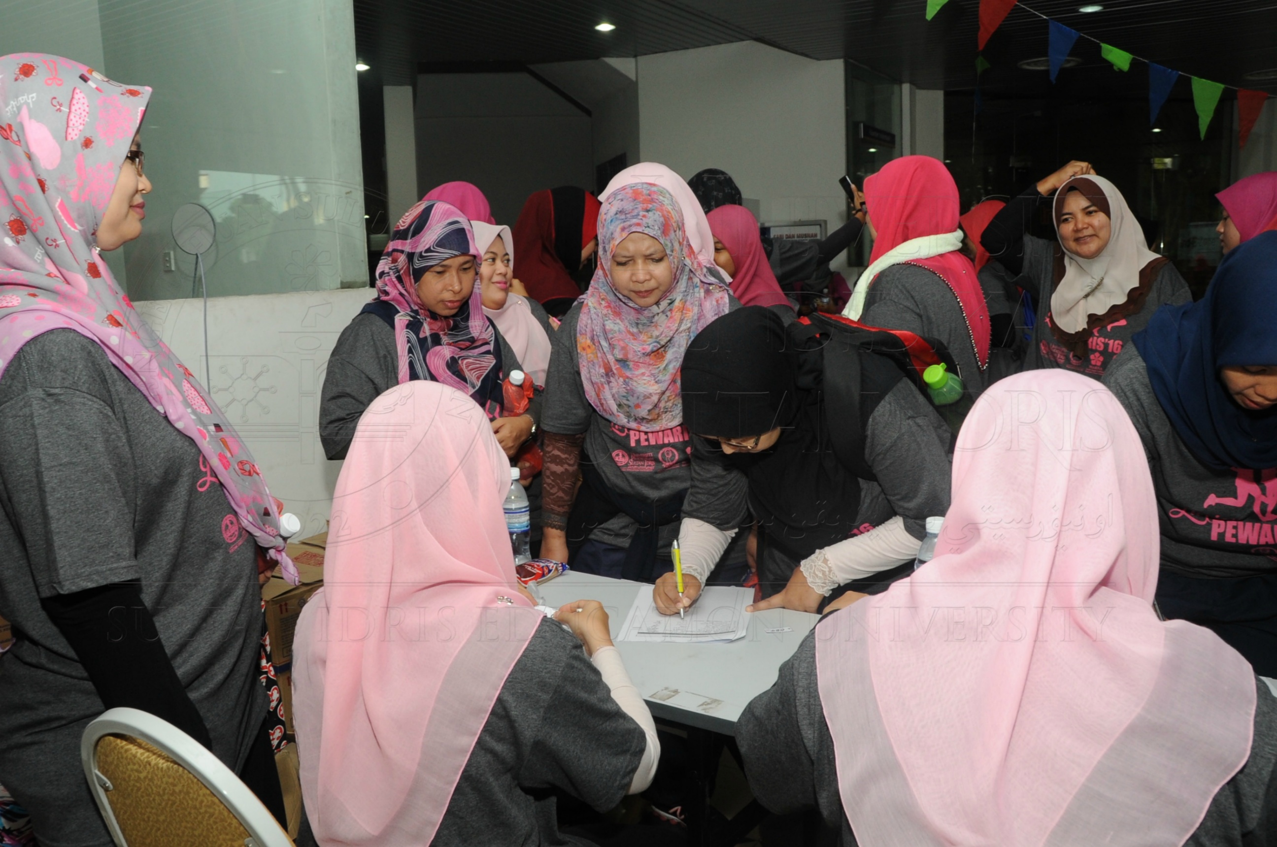 PRO 16 69 Karnival Pewaris 2016   UPSIHAS 8173